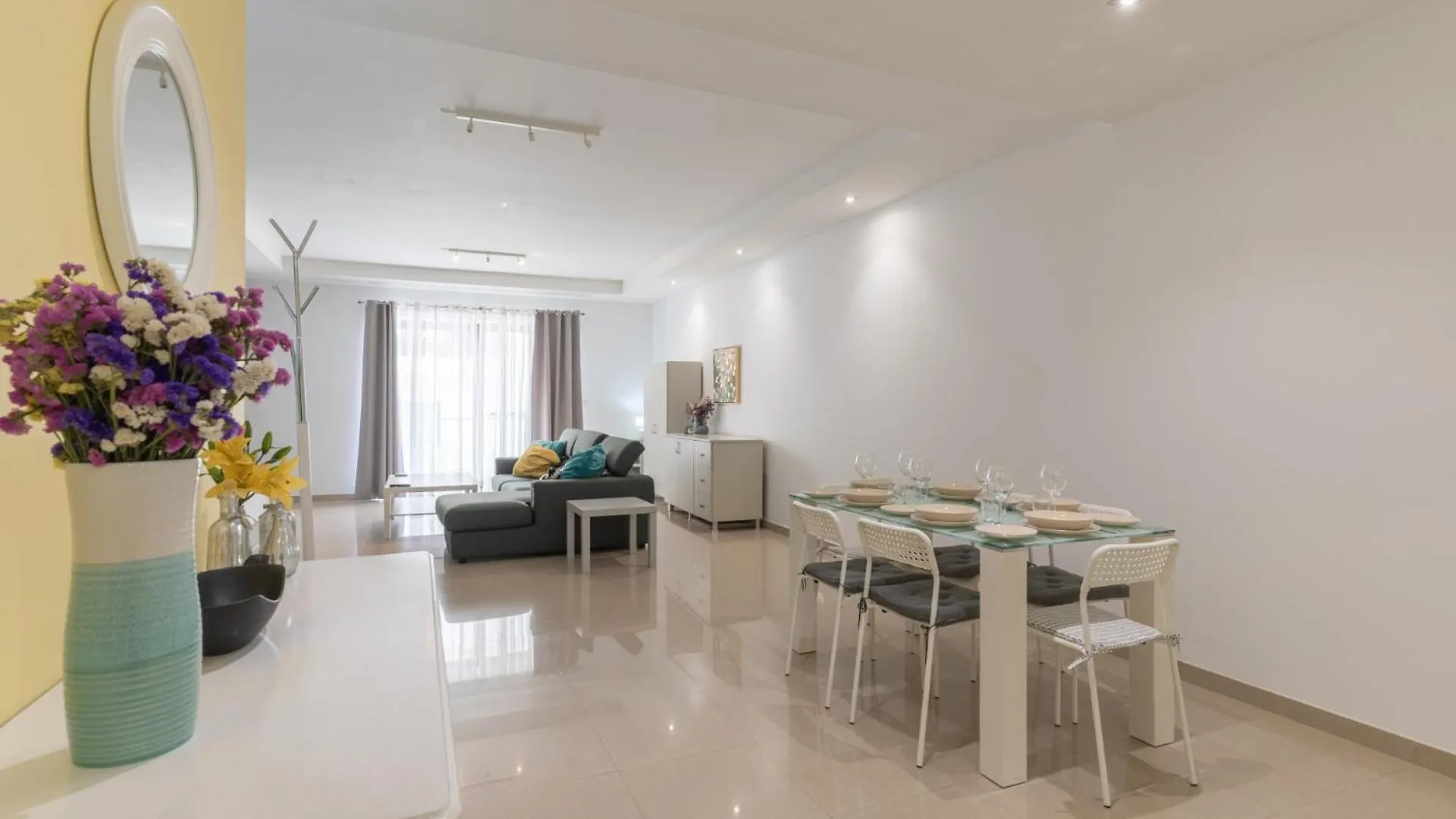 Saint Julian's Beautiful 3 -Bed Apartment In St.Julians  Saint Julian's