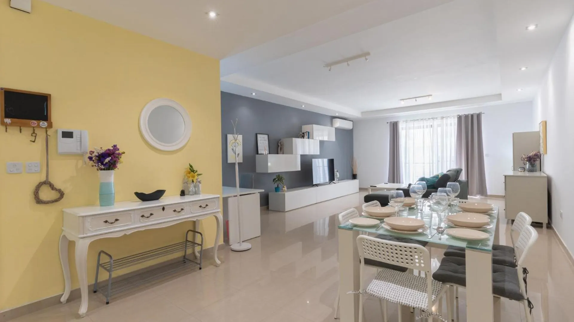 Saint Julian's Beautiful 3 -Bed Apartment In St.Julians  Saint Julian's