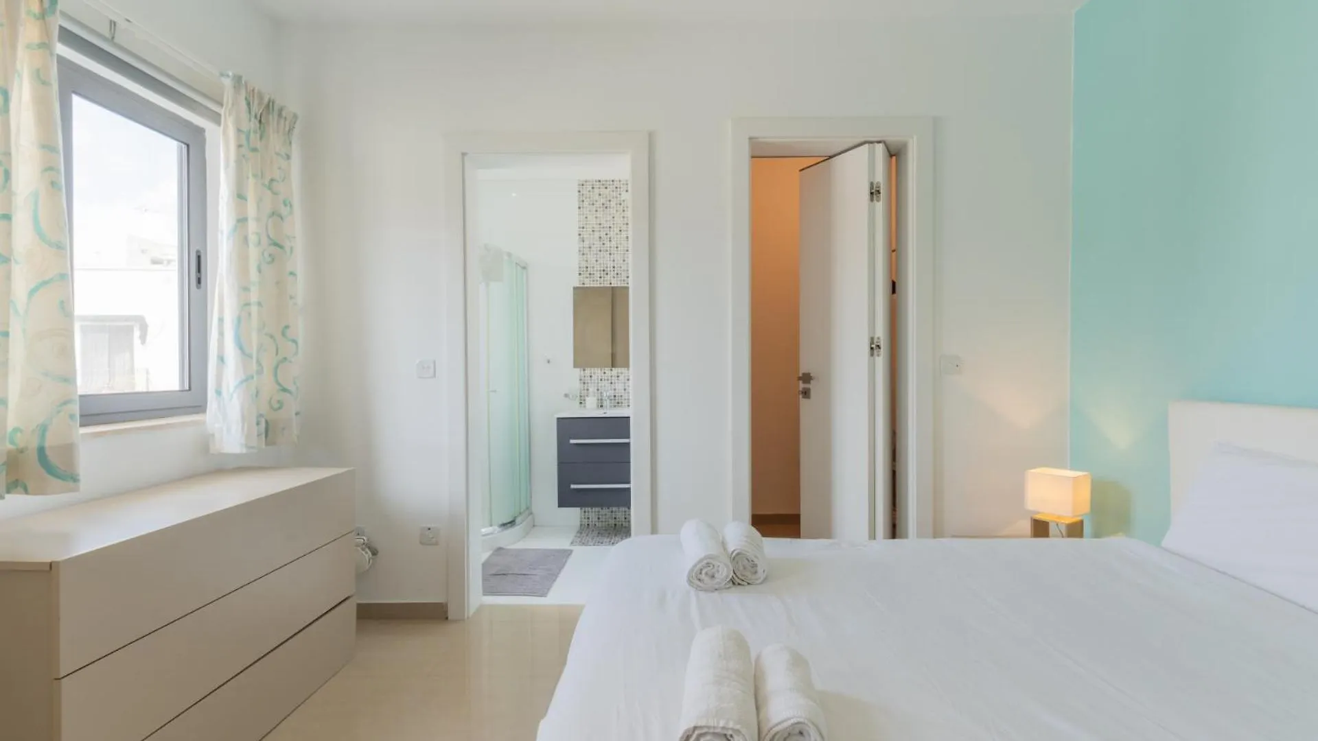 Saint Julian's Beautiful 3 -Bed Apartment In St.Julians Saint Julian's